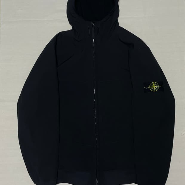 24FW) 스톤아일랜드 소프트쉘 자켓 후드집업 [2XL]