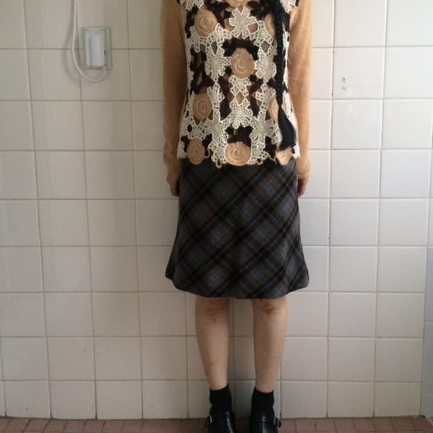 Crochet layered woolen knit
