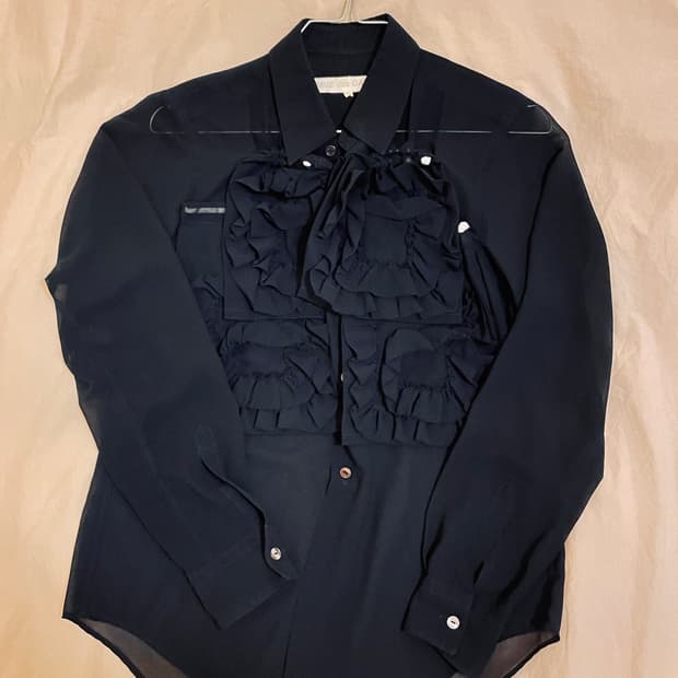 Comme des Garçons 프릴 디테일 블라우스 네이비 ss사이즈