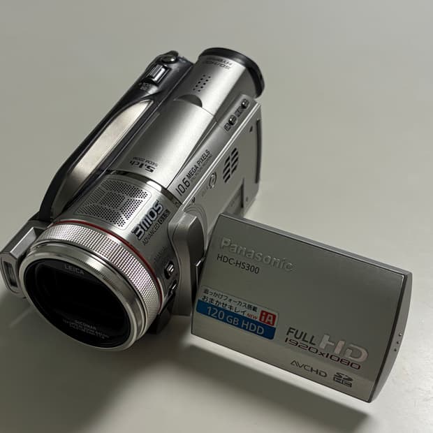 파나소닉x라이카 HDC-HS300 실버 빈티지 캠코더