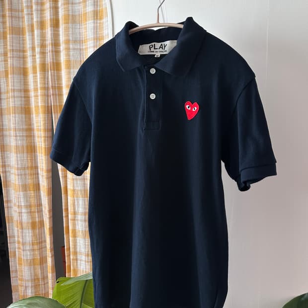 꼼데가르송 play 반팔 카라티 네이비M꼼데가르송 play 반팔 카라티