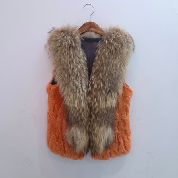 천연 라쿤 퍼카라 포인트 여성 조끼 베스트