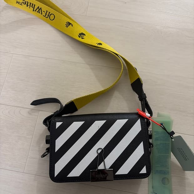 오프화이트 가방