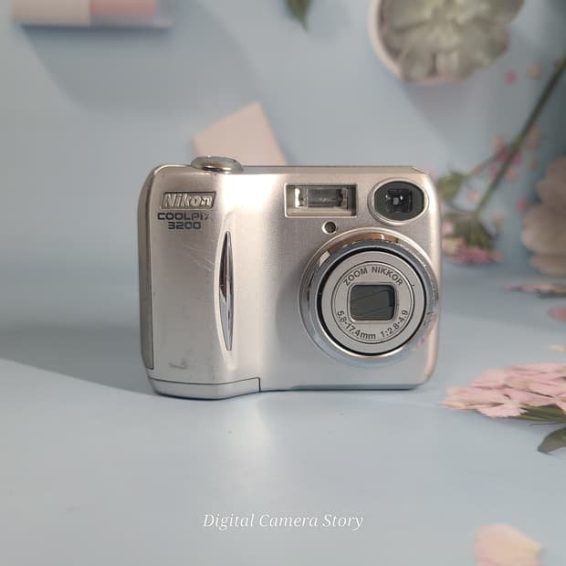 니콘 쿨픽스 3200 디카 (빈티지 카메라)