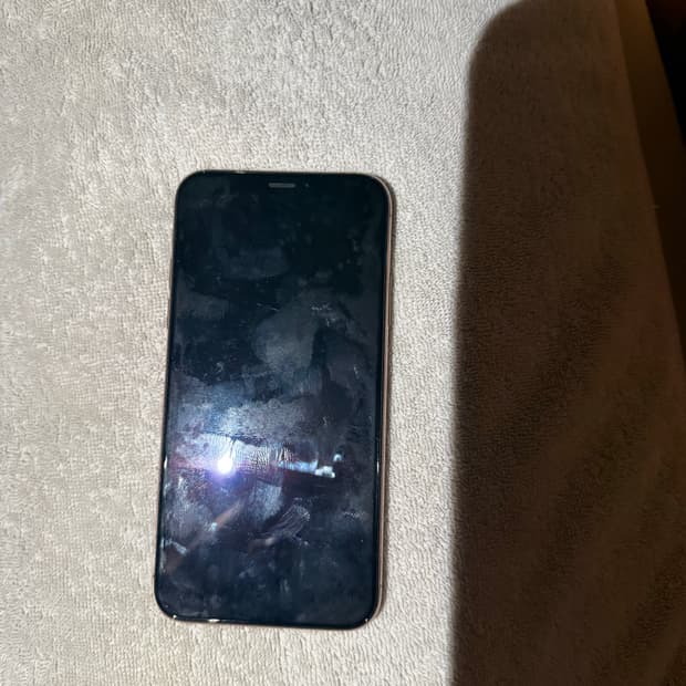 아이폰 XS 256GB 판매합니다.