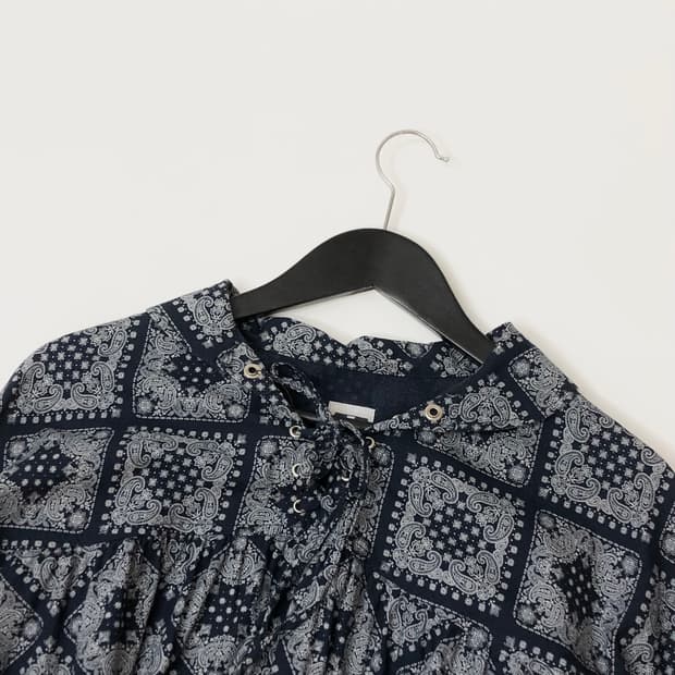 Aie 에이아이 네이비 페이즐리 스트링 셔츠