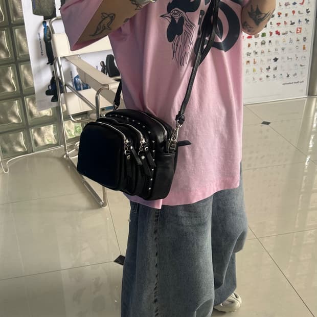 shoulder bag