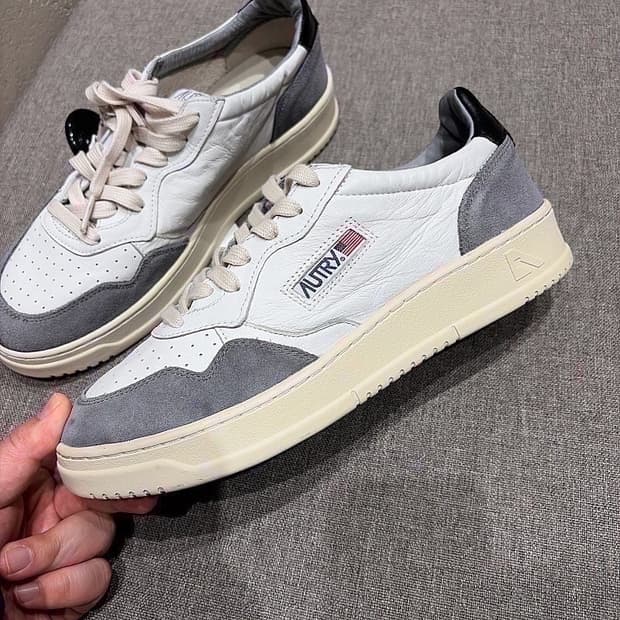 (정품/새상품) 오트리 남성 그레이 화이트 블랙탭 고트스킨 스니커즈