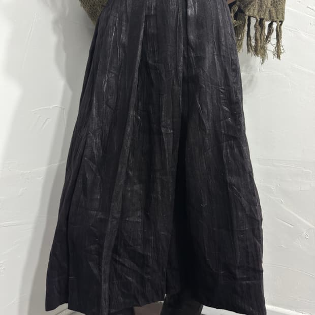 powder pleats midi skirt