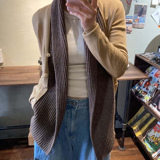 미우미우 숄 가디건