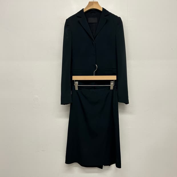 빈티지 프라다 정장 상하의 세트 Blazer & Skirt Set