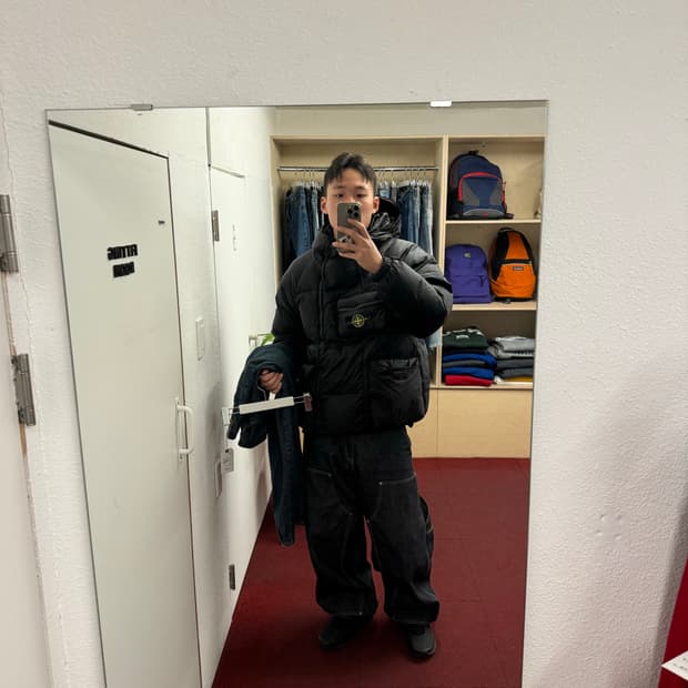 스톤아일랜드 반집업 패딩