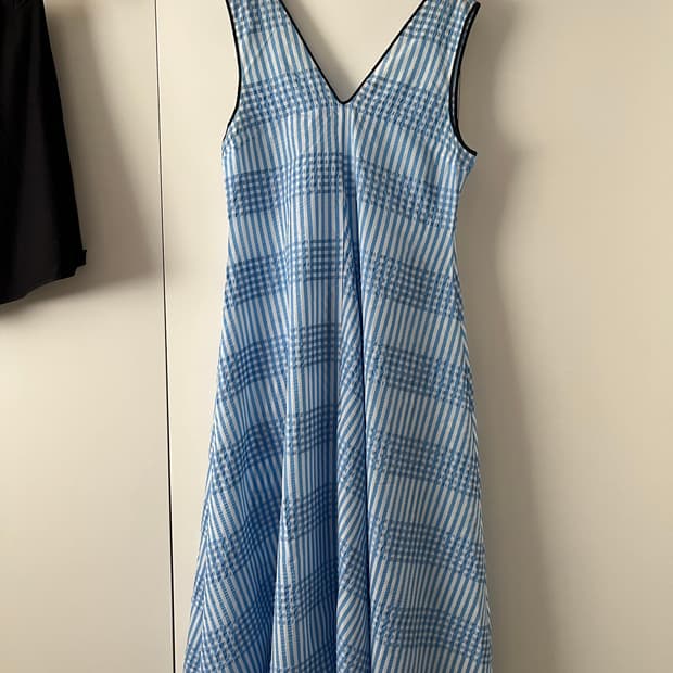 GANNI 시어서커 체크 맥시 드레스