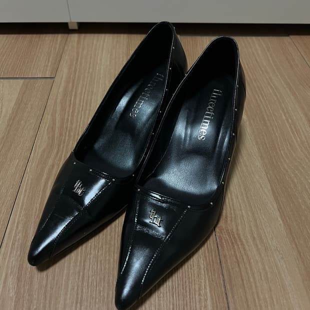 쓰리타임즈 펌프스 스틸레토 힐