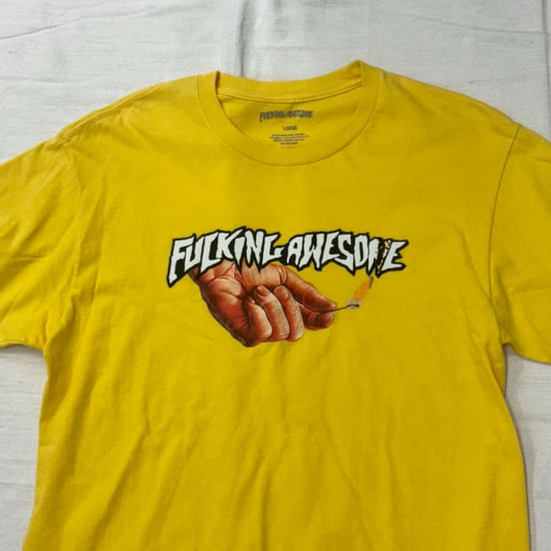 Fucking awsome 그래픽 티셔츠
