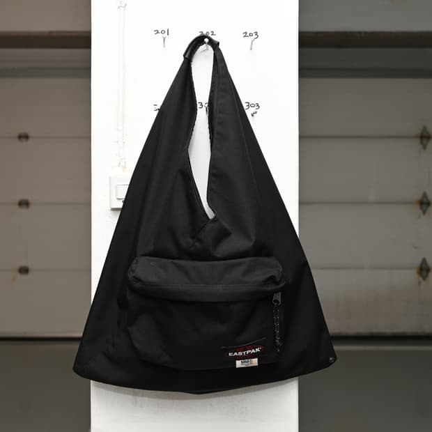 이스트팩Xmm6 토트백