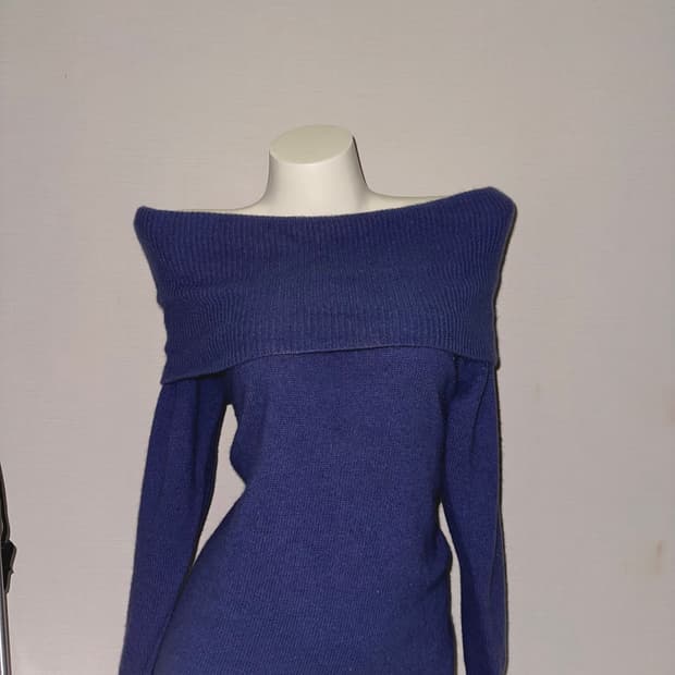 빈티지 블루 오프숄더 숄칼라 니트 