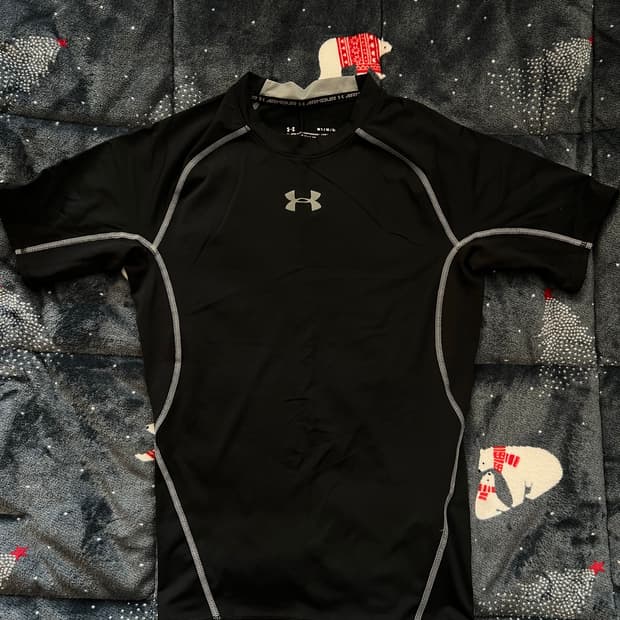 언더아머 컴프레션