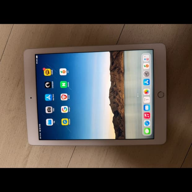 아이패드 6세대 128GB 실버