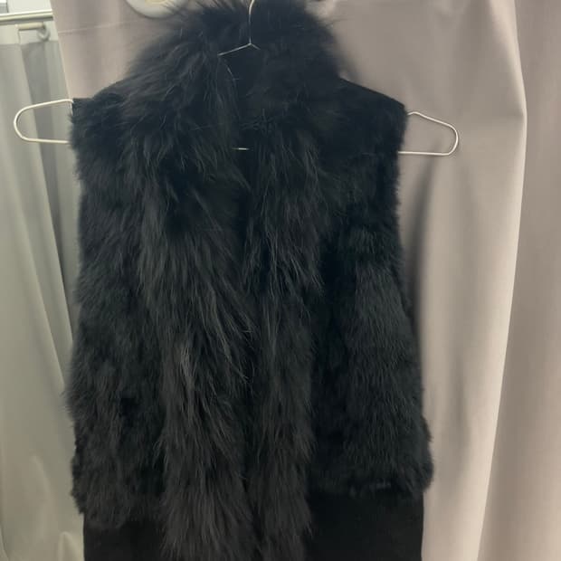 블랙 퍼 니트베스트