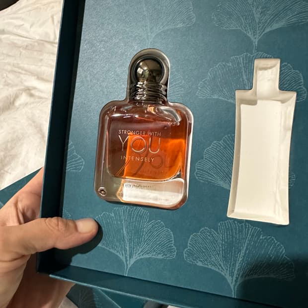 New) 엠포리오 아르마니 스트롱거 위드 유 인텐슬리 오드 퍼퓸 50ml