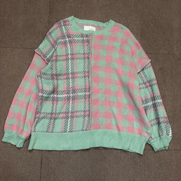 nOr japan  우먼스 해체주의 오버핏 체크 니트 