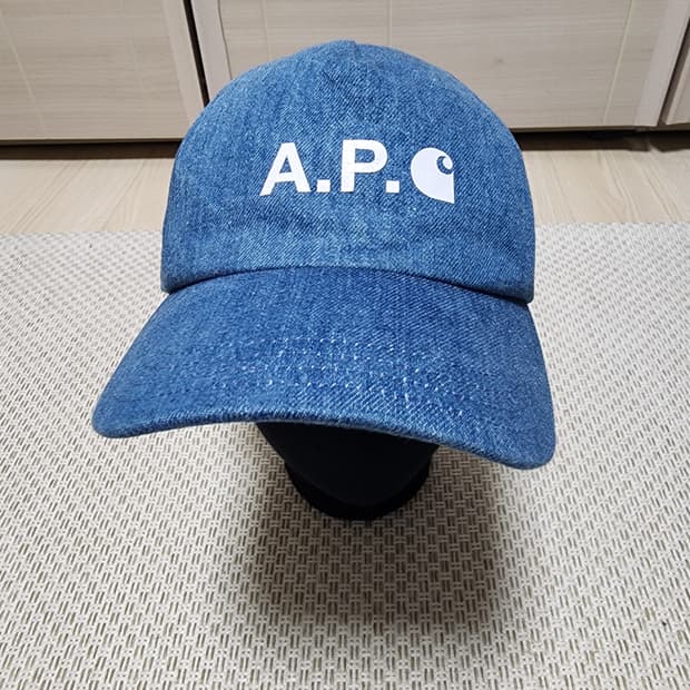 (정품) A.P.C 아페쎄 x 칼하트 데님 인디고 볼캡 모자