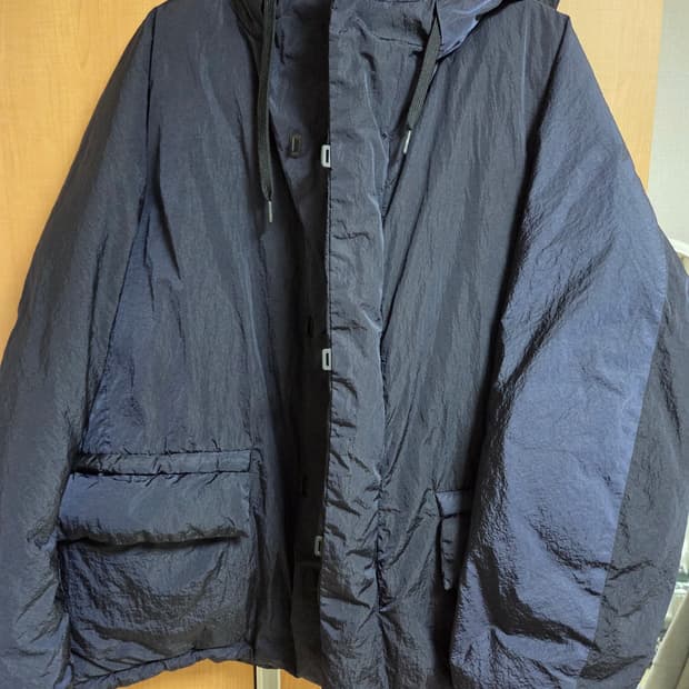 [4]테아토라 패딩 수베니어 헌터s/l  메탈릭네이비