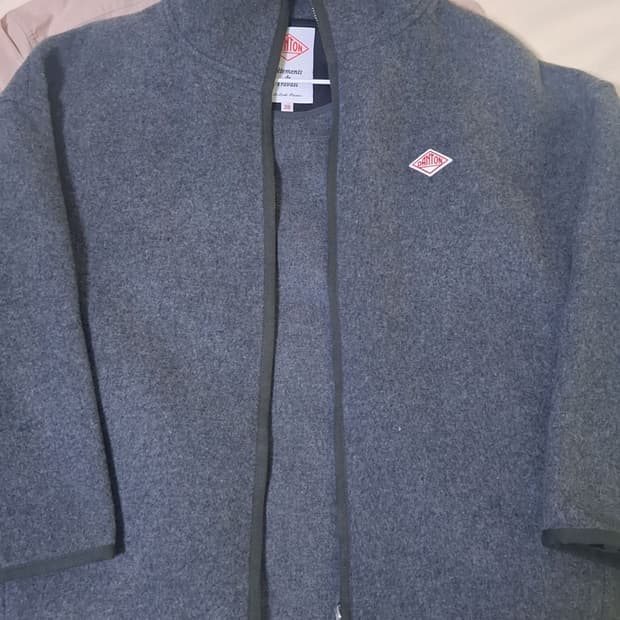 단톤 후드 집업 