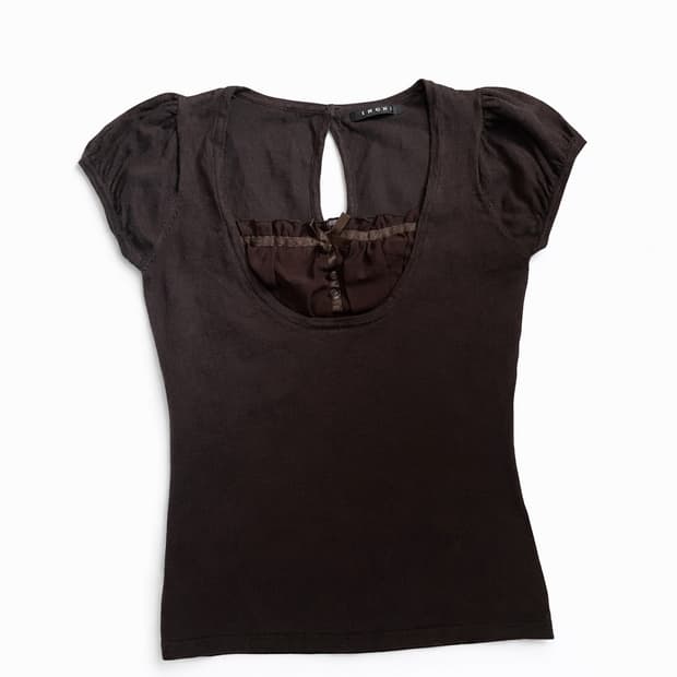 Ingni페미닌 퍼프 슬림 반팔 탑