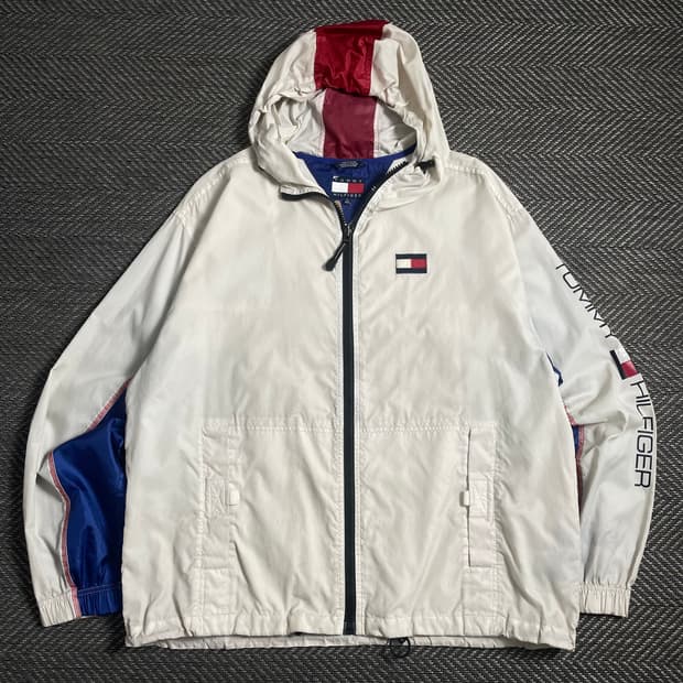 00s 타미힐피거 스펠아웃 빅로고 바람막이o 4758