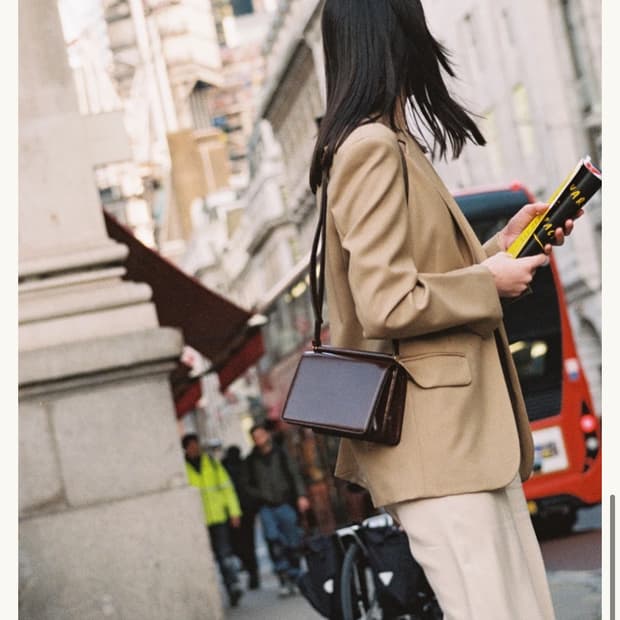 투티에 포멜 미니백 브라운