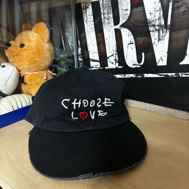 Choose love cap