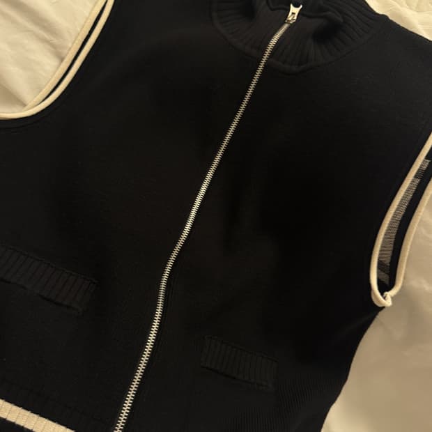 (W) Matin Kim Spell Point Stripe Knit Ve