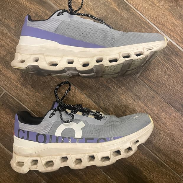 옴 런닝 클라우드 몬스터 285