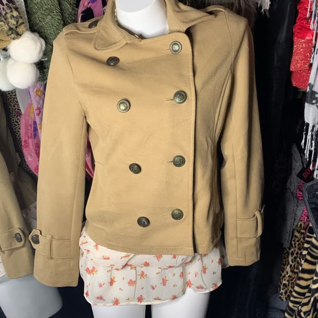 라떼갸루 모리 베이지 코트