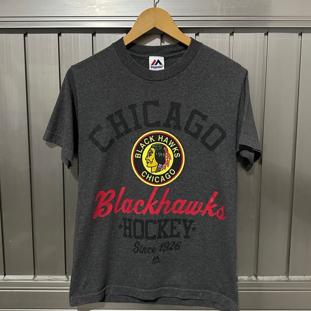 마제스틱 Chicago Blackhawks 그래픽 로고 반팔 티셔츠