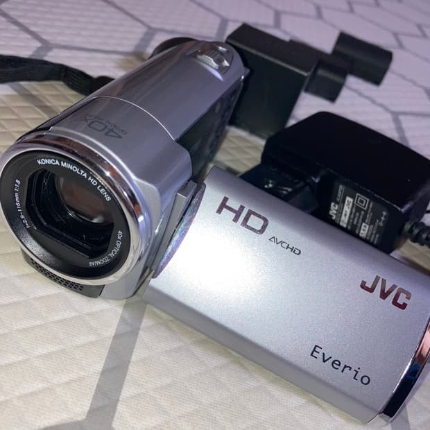 JVC GZ-HM438-s 실버 빈티지 캠코더
