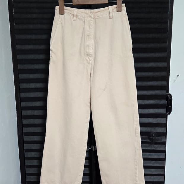 (정품) [프라다] 백 트라이앵글 스티치 코튼 팬츠 | 00183