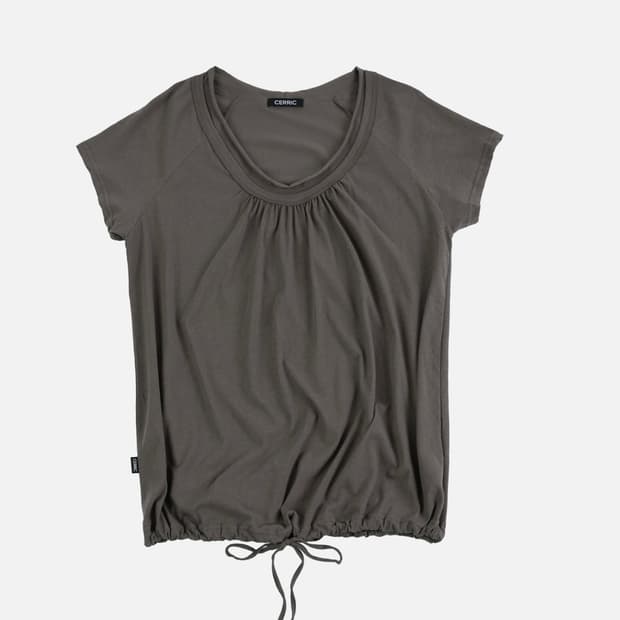 세릭 cerric Round drawstring hem top 브라운