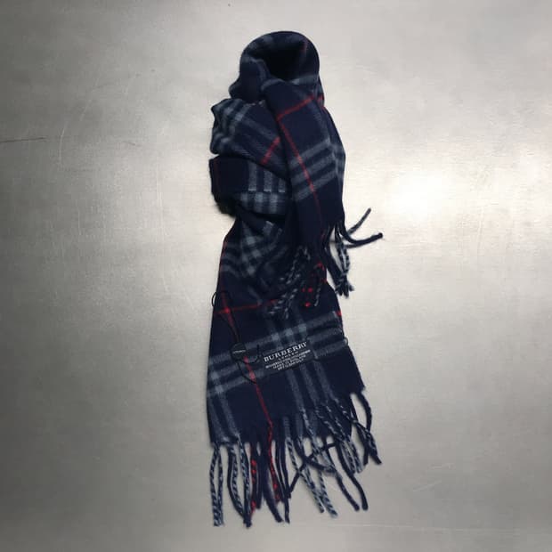 버버리 정품 메리노/캐시미어 머플러 네이비