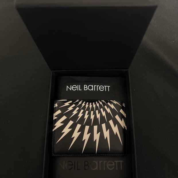 닐바렛 카드지갑