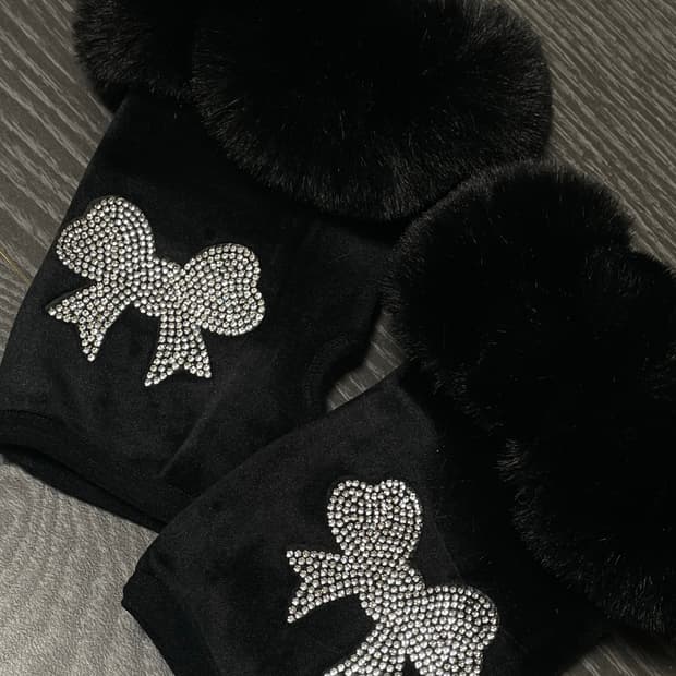 갸루 리본 큐빅 블랙 퍼 핸드워머 장갑