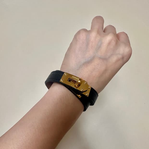 가죽 팔찌