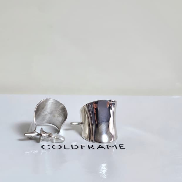 콜드프레임 Concave 귀걸이