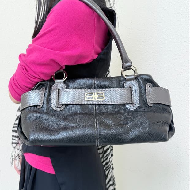 00s Balenciaga BB Leather Shoulder Bag