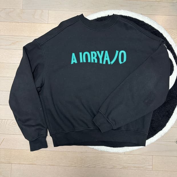 아조바이아조 맨투맨