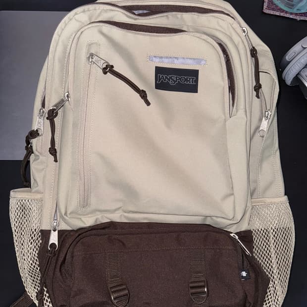 잔스포츠 엔보이 백팩 판매합니다