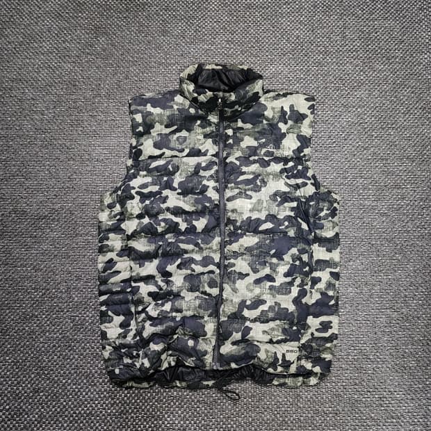 노스페이스 550 구스다운 패딩 조끼 카모 M사이즈