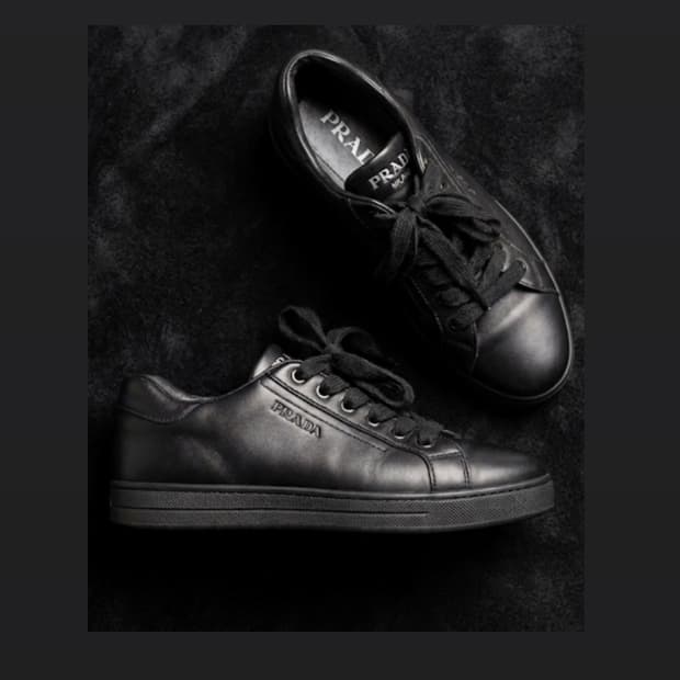 프라다 스니커즈 225